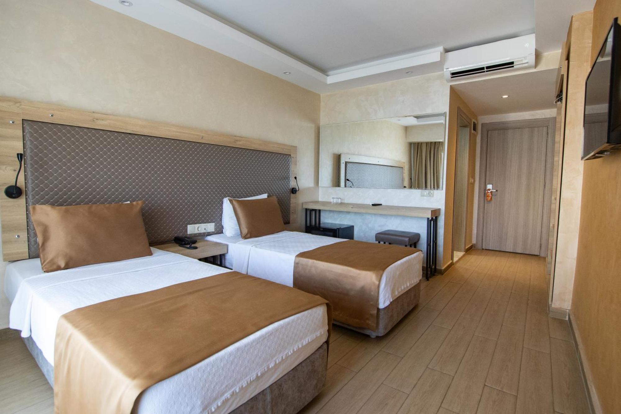 Point Beach Hotel Marmaris Ngoại thất bức ảnh